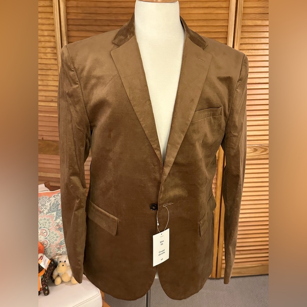 Mens NWT Tan Velvet Blazer.
